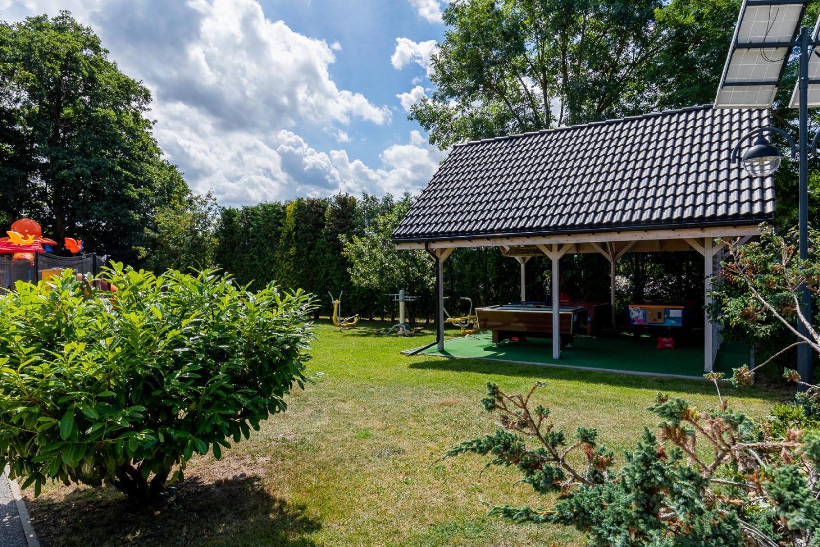 Perla Baltyku Hotel Пустково Екстериор снимка